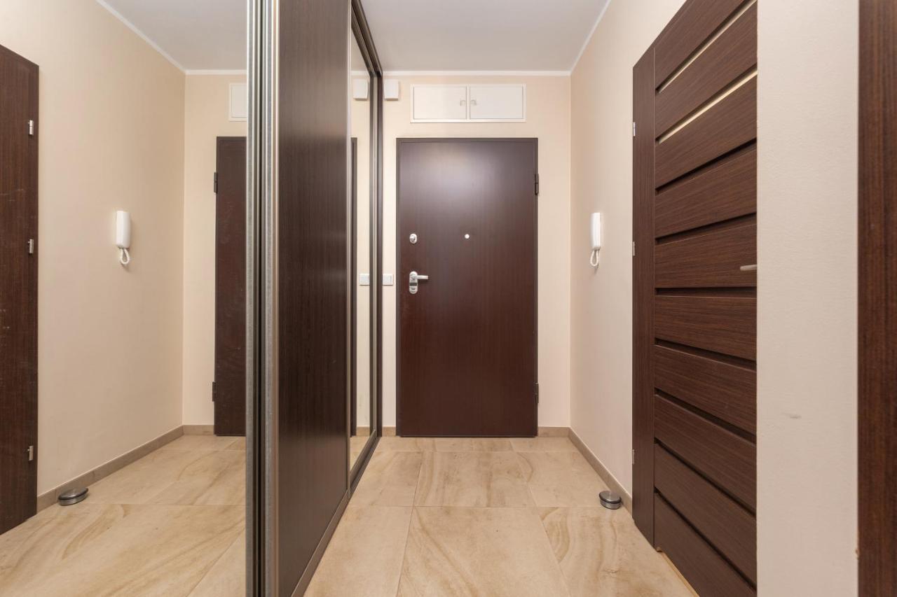 Apartment Wroclaw Krakowska With Balcony And Free Garage By Noclegi Renters Экстерьер фото